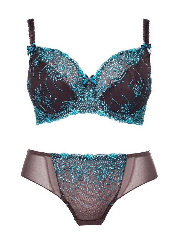 FFY Nicole Underwire Bra and Panty set at Belle Lacet Lingerie