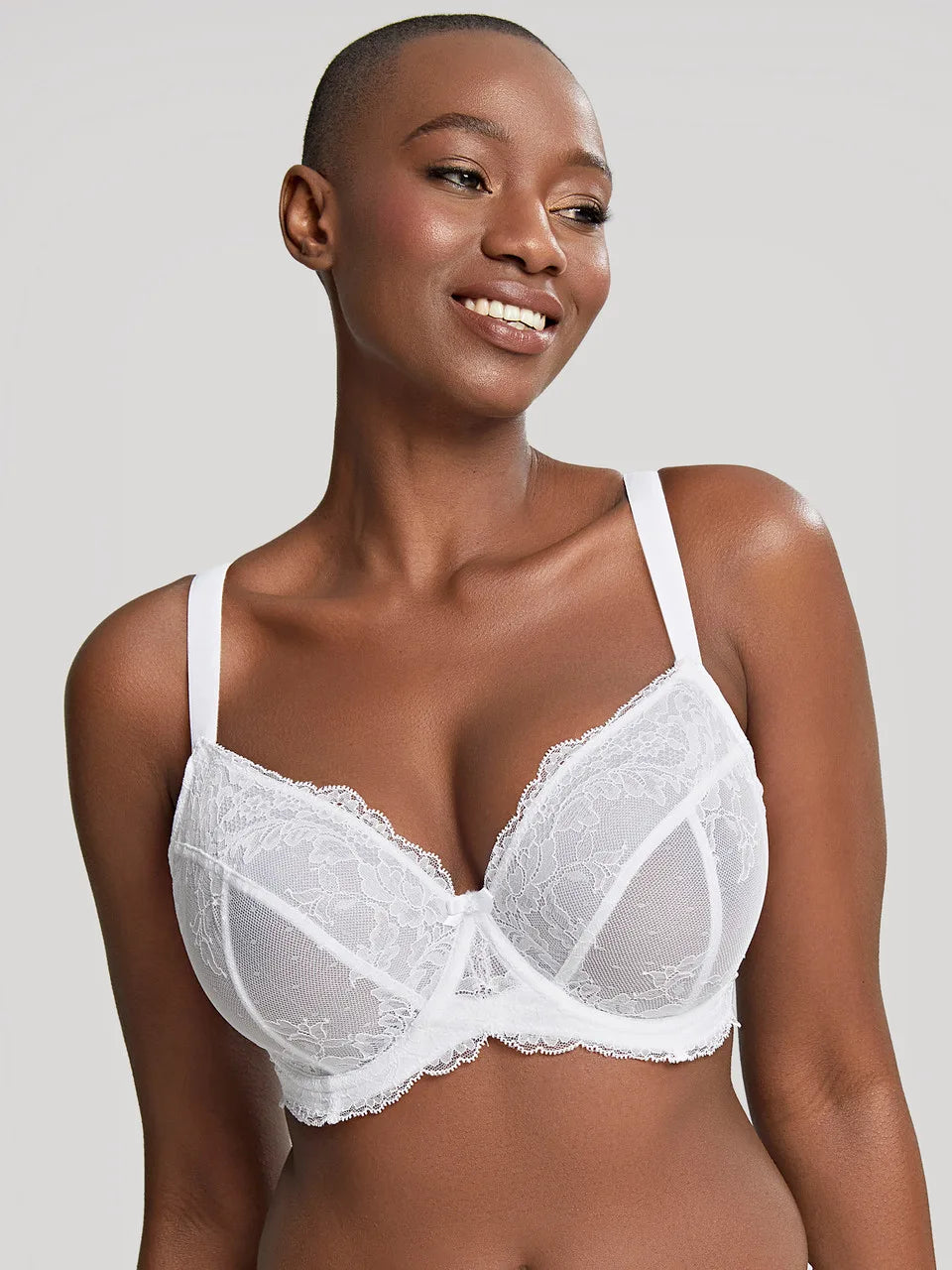 Ana Underwire Plunge bra at Belle Lacet Lingerie
