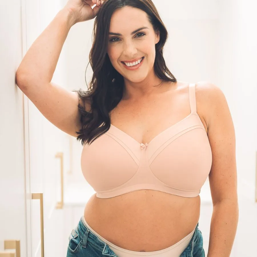 Wireless bras collection with soft and supportive designs