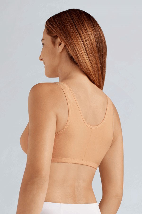 Back view of a Woman wearing a wire-free front closure cotton bra, ideal for post-surgical comfort and everyday leisure wear.

