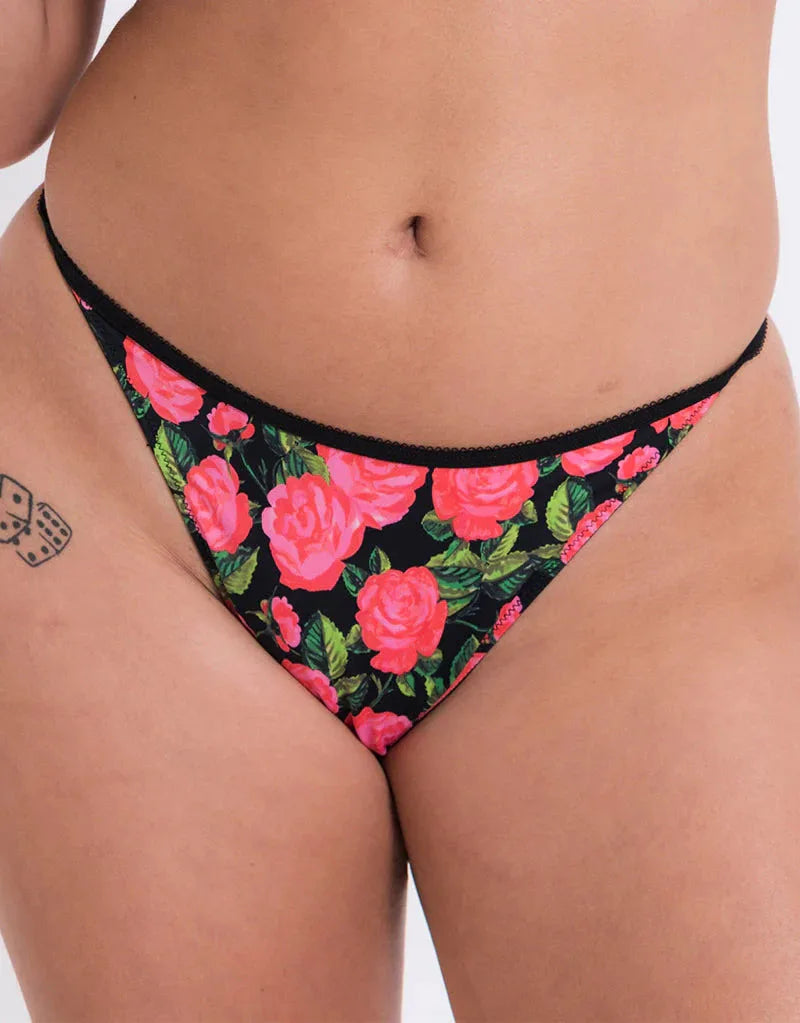 Boost in Bloom thong at Belle Lacet Linerie