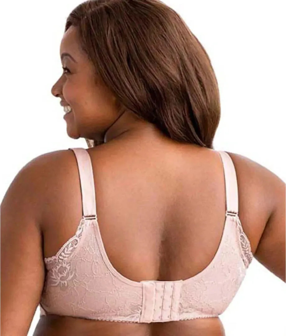 Raya Smooth Lace Wireless T-Shirt bra from Elila at Belle Lacet Lingerie.