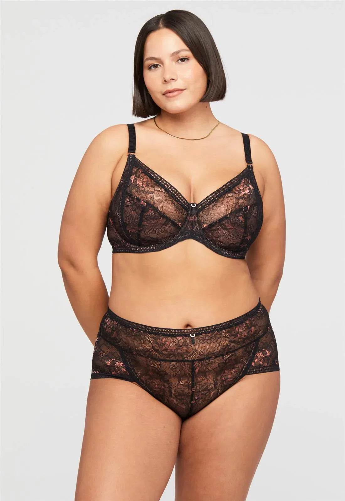 Enchanted Muse Full-Coverage Lace Bra at Belle Lacet Lingerie.