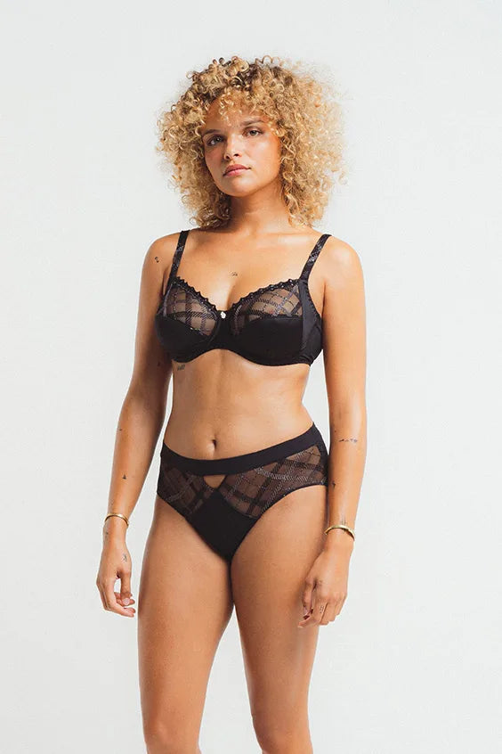 Albanach Full Cup Bra at Belle Lacet Lingerie