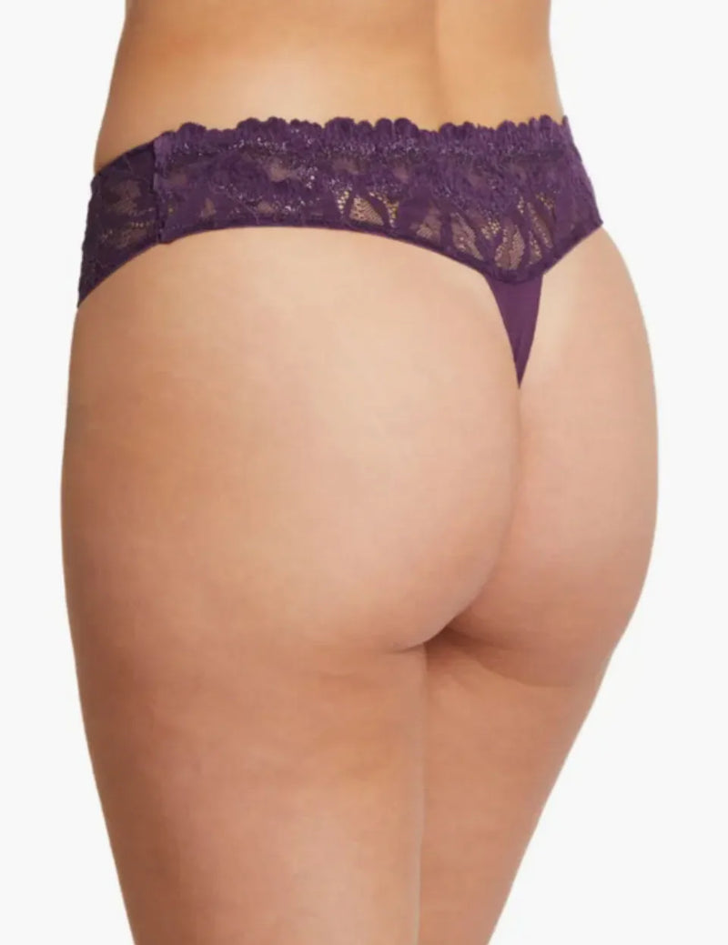 Montelle Royale Lace Thong-Belle Lacet Lingerie