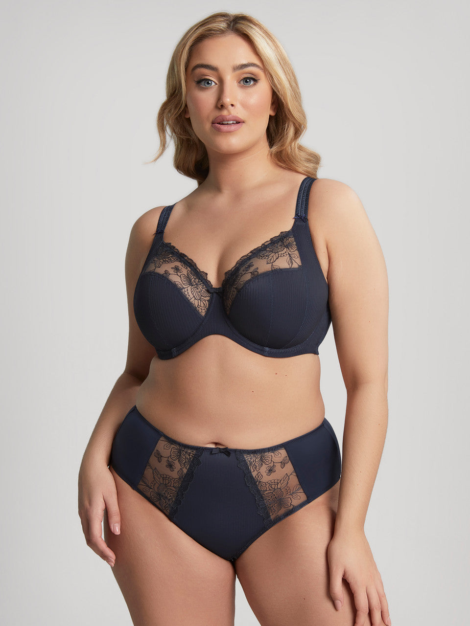 full front view Sculptresse Karis Full Cup Underwire Bra
