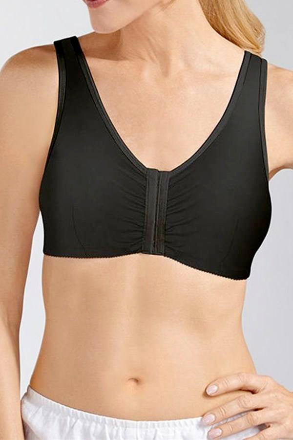 Woman wearing a black wire-free front closure cotton bra, ideal for post-surgical comfort and everyday leisure wear.