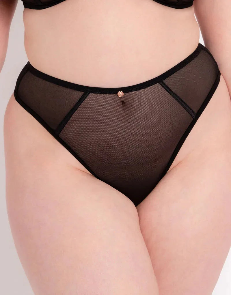 Exposed high waist thong at Belle Lacet Lingerie in Gilbert and Phoenix